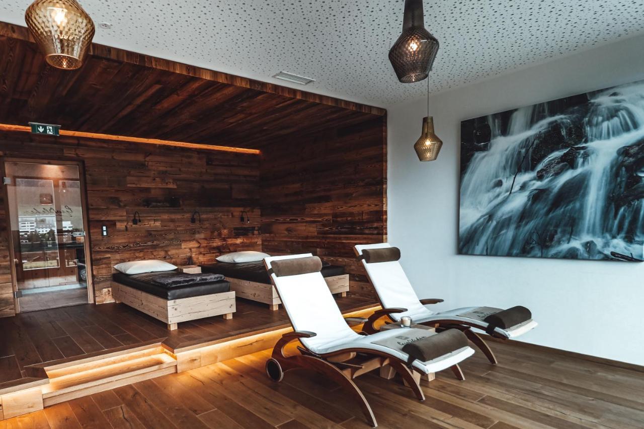 Hotel Chalets Grosslehen Fieberbrunn Buitenkant foto