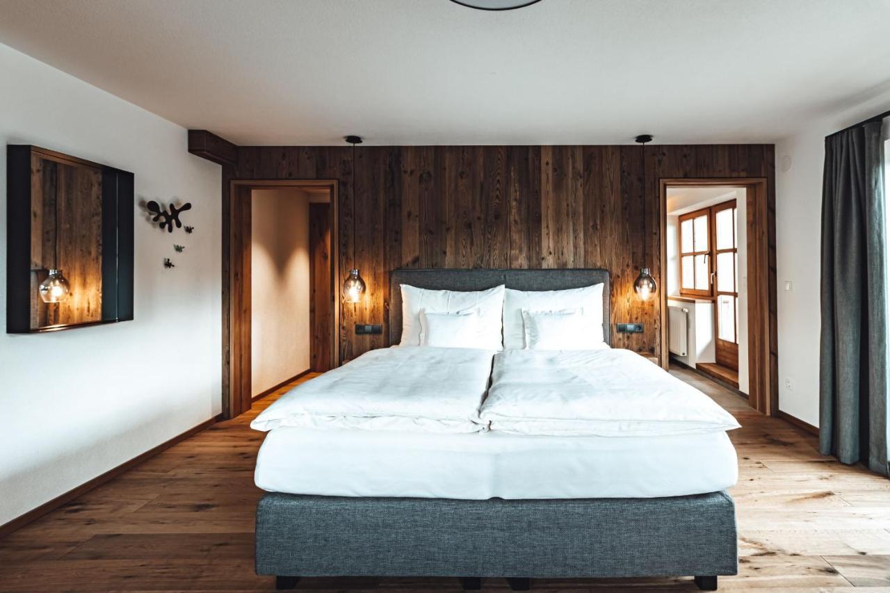 Hotel Chalets Grosslehen Fieberbrunn Buitenkant foto