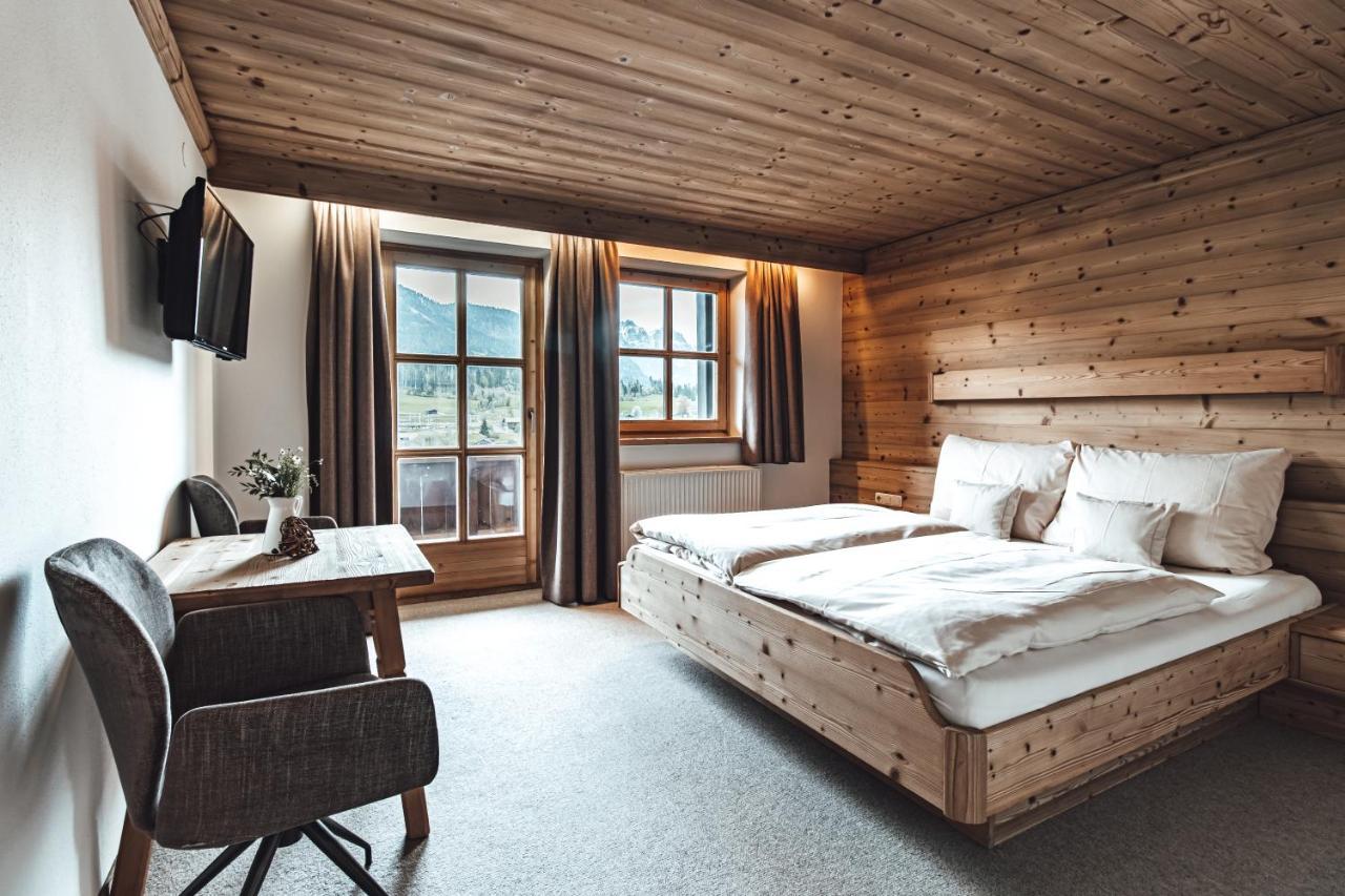 Hotel Chalets Grosslehen Fieberbrunn Buitenkant foto