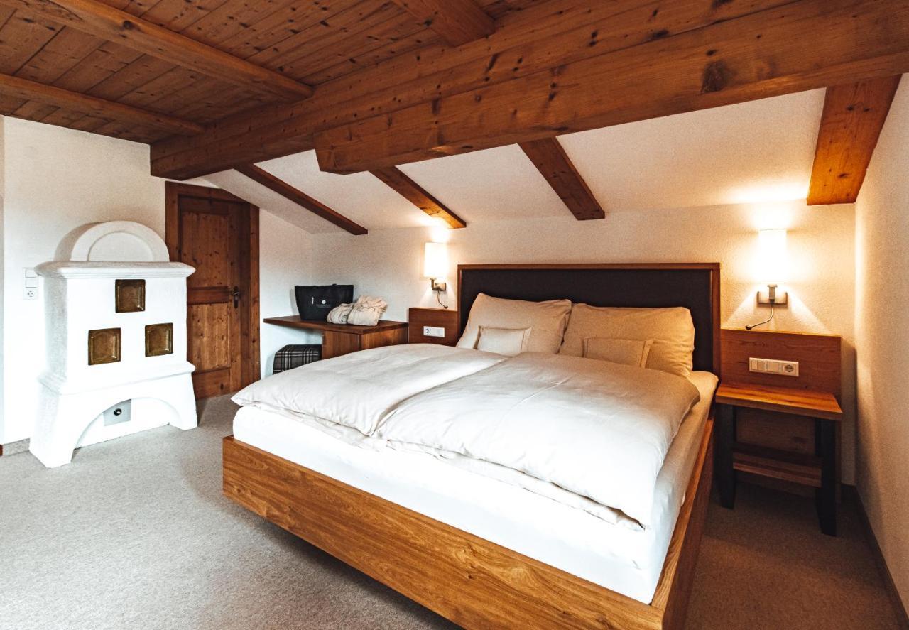 Hotel Chalets Grosslehen Fieberbrunn Buitenkant foto