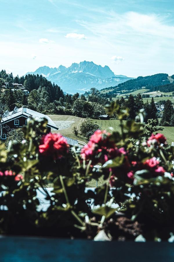 Hotel Chalets Grosslehen Fieberbrunn Buitenkant foto